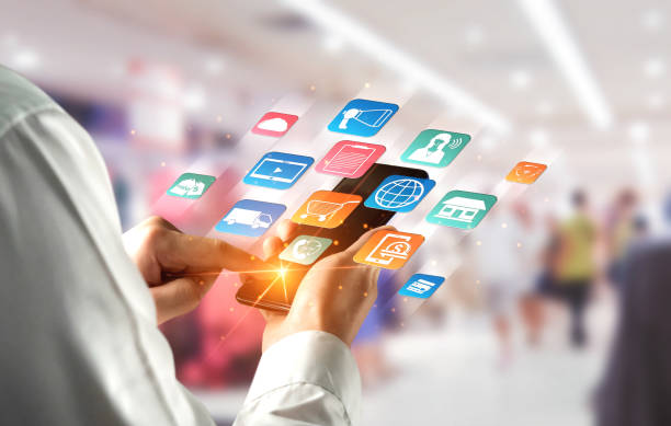 teknologi omni channel bisnis ritel online. - omni channel retail potret stok, foto, & gambar bebas royalti