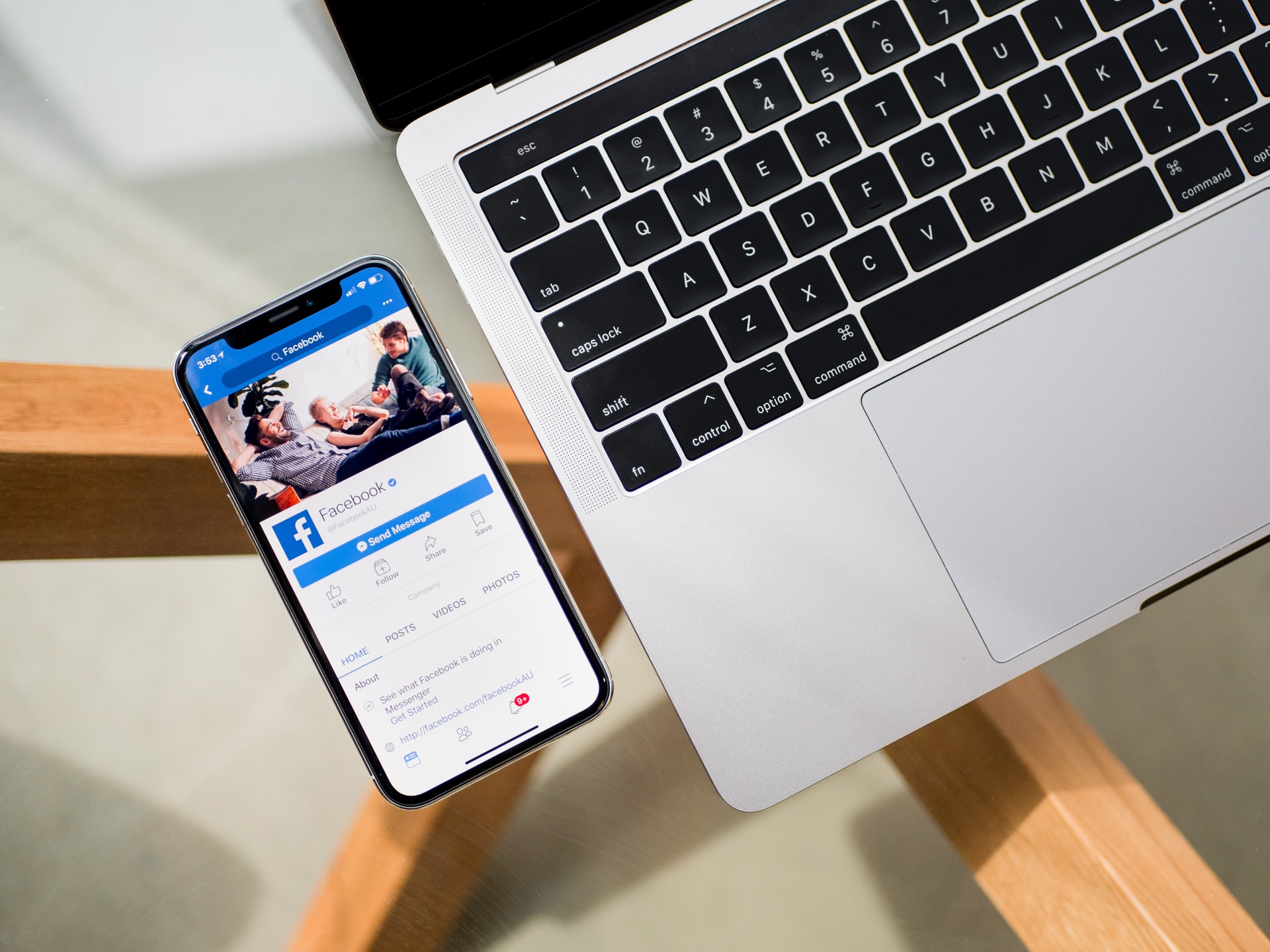 Mau Tingkatkan Omzet dengan Iklan? Berikut Ini Kelebihan dari Facebook Ads dan Instagram Ads