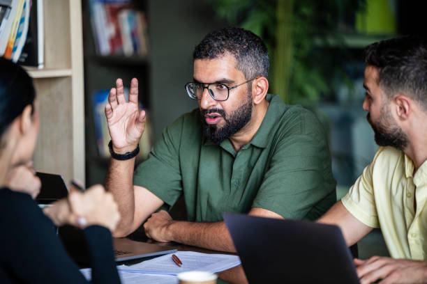 Mengapa Keputusan Bisnis Harus Melalui Owner atau Founder?